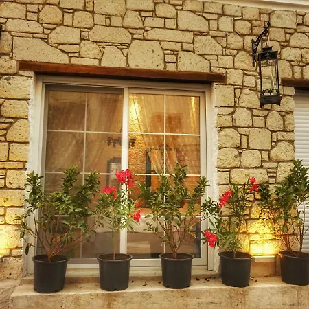 Stayhouse بيت ضيافة Çeşme