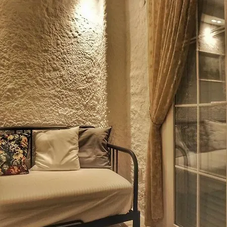 Stayhouse Gæstehus 2*